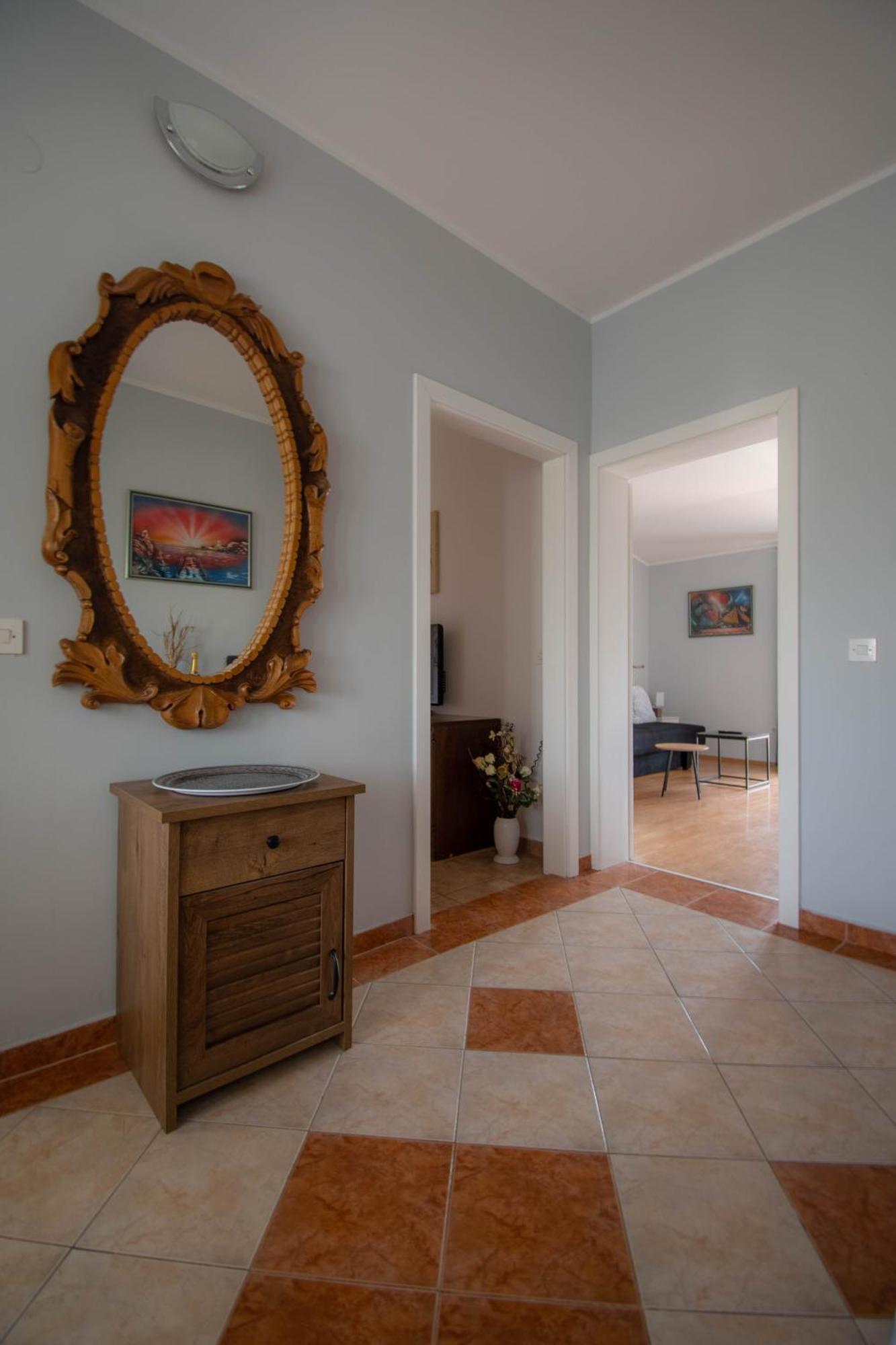 Apartments Betty Borik ロヴィニ エクステリア 写真