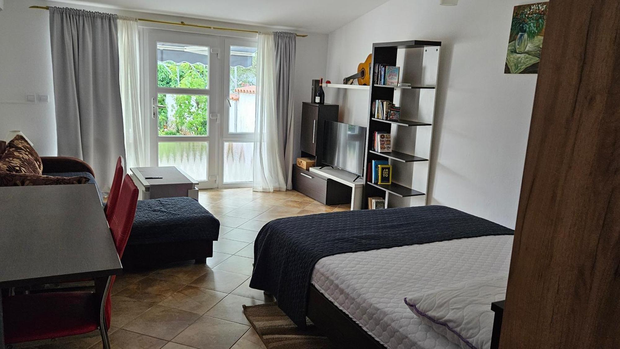 Apartments Betty Borik ロヴィニ エクステリア 写真