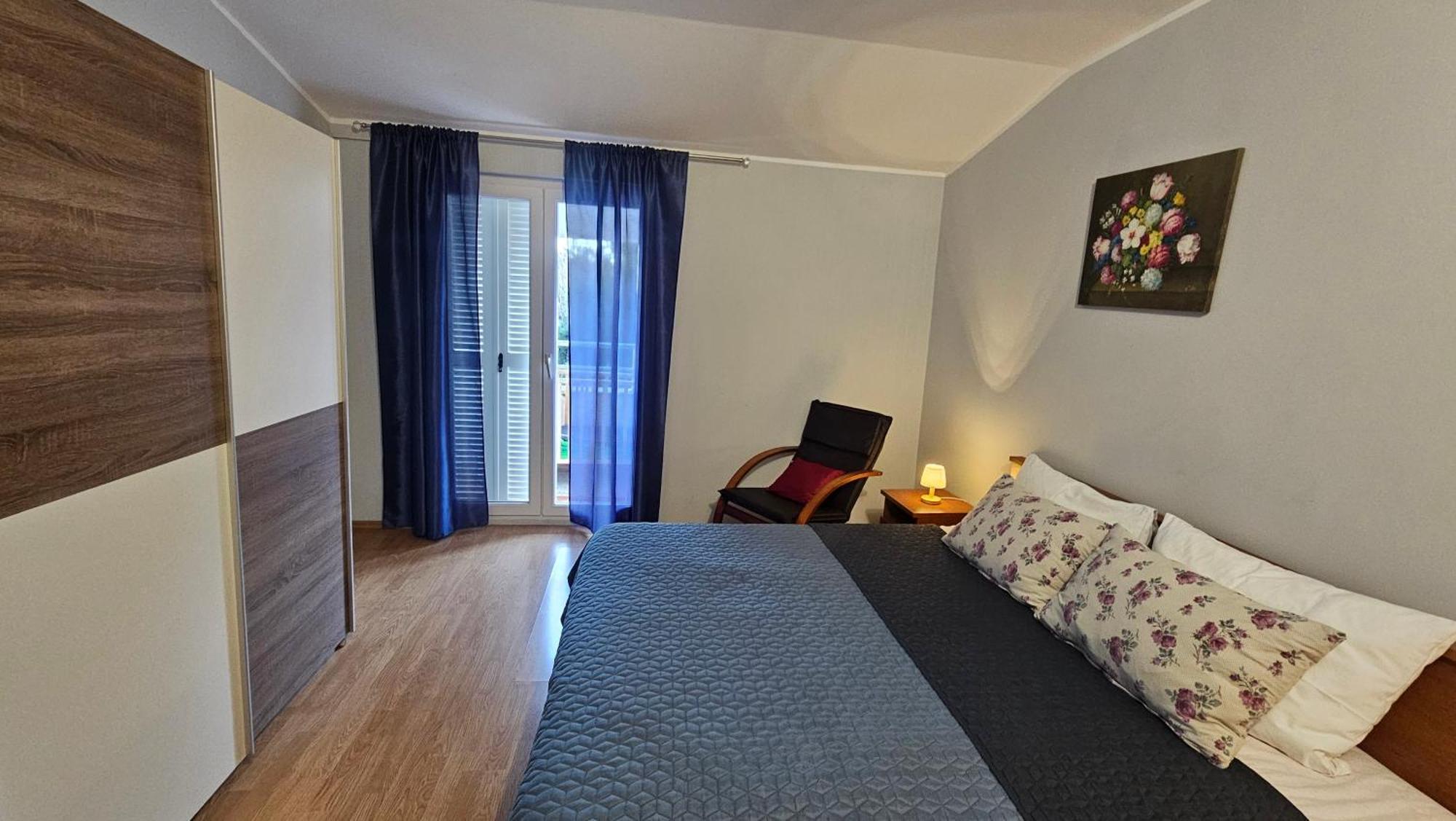 Apartments Betty Borik ロヴィニ エクステリア 写真